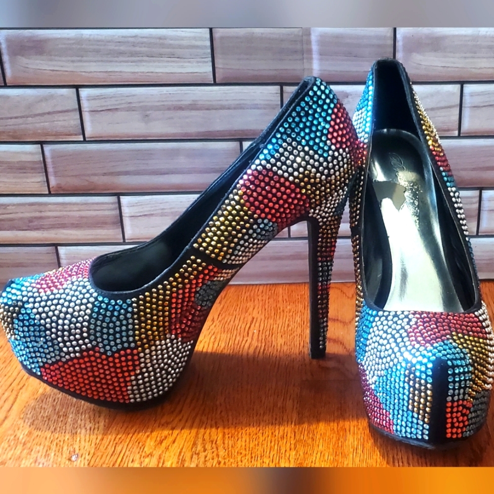 Breckelle's Rhinestone Studded Heels Platform Pumps Rainbow Color Gems Size 8.5